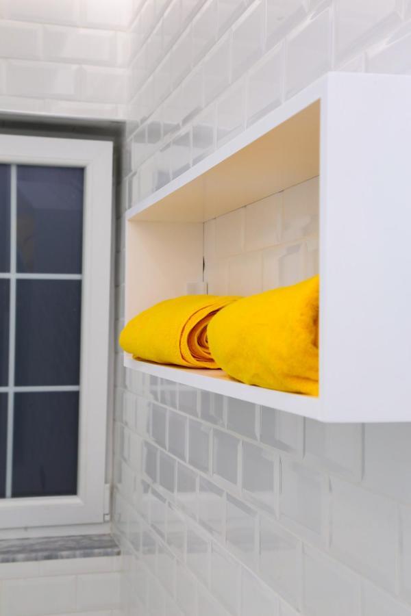 'The Yellow' Condo Berat Eksteriør bilde